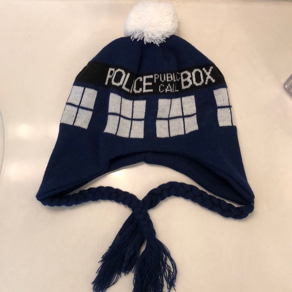 Dr Who Tardis Hat - Picture 3 of 6